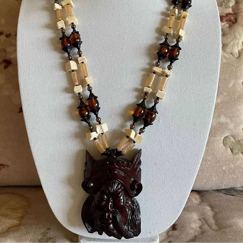 Dauplaise Vintage Statement Pendant. - Picture 5 of 8